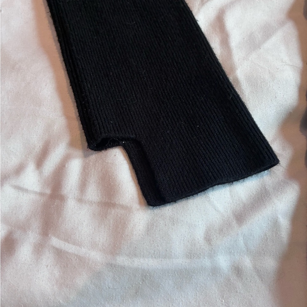 Tahari Women’s Black V-Neck Button Cardigan with Pockets, Size S - Picture 6 of 11